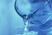 دراسة: 4 أكواب من الماء تحميك من ارتفاع السكر بالدم      