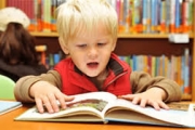 نصائح لتعليم طفلك القراءة بسهولة 