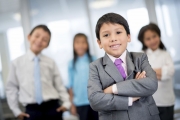 سبع مهارات عليك تنميتها في أطفالك ليصبحوا من رواد الأعمال!