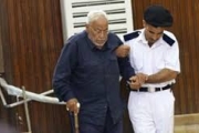 رحيل مهدي عاكف: جريمة جديدة للانقلاب