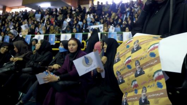 أحلام المرأة الإيرانية.. هل تتخطى حواجز الفصل العنصري؟