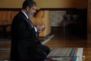 محمد مرسي.. رحيل الفارس الفتّان