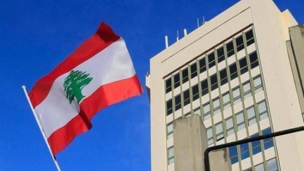 ثالوث البطالة والفقر والغلاء يضاعف مصاعب السوق اللبنانية