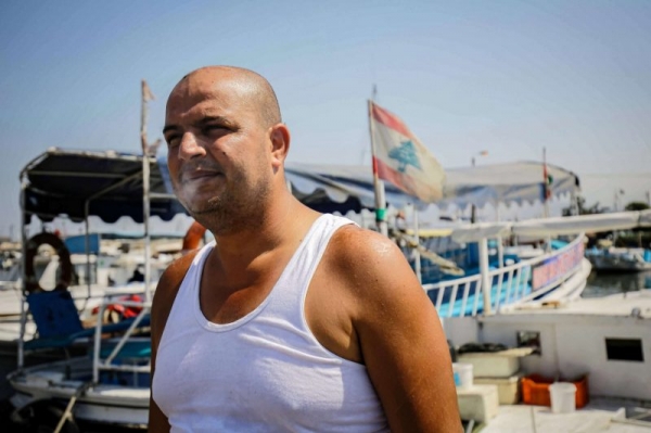 لبنانيون يروون قصصا مؤلمة عن أحباء فقدوهم على متن “قوارب الموت” هربا من الفقر
