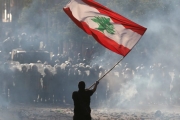 لبنان: حكومة الخطوة الخلفية